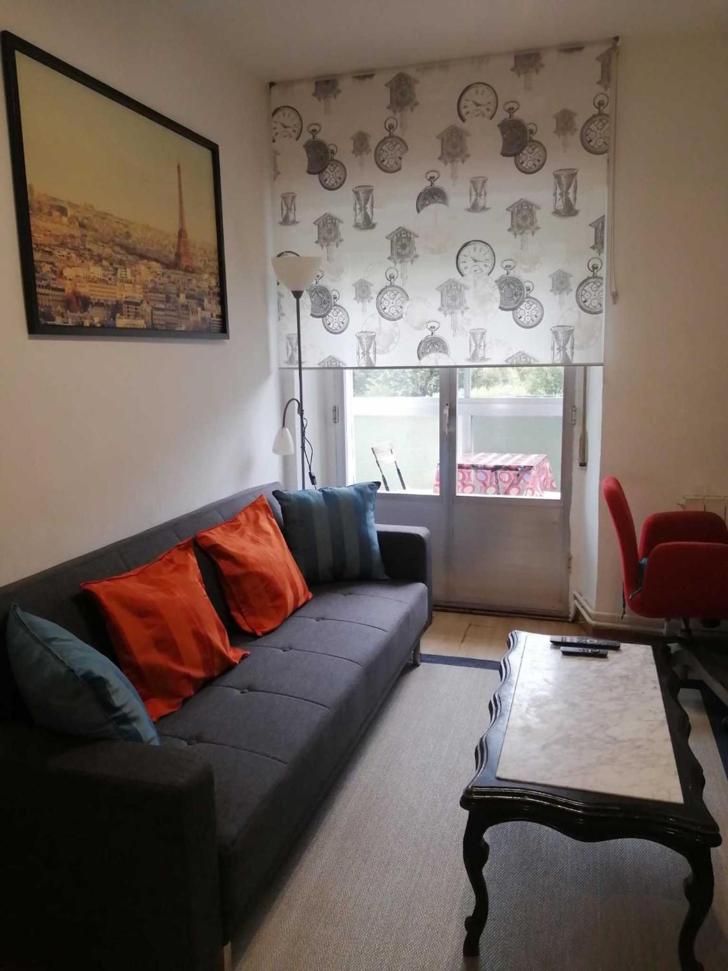 Piso Rio Nervion 15 Minutos Bilbao Apartment Ugao-Miraballes Exterior photo